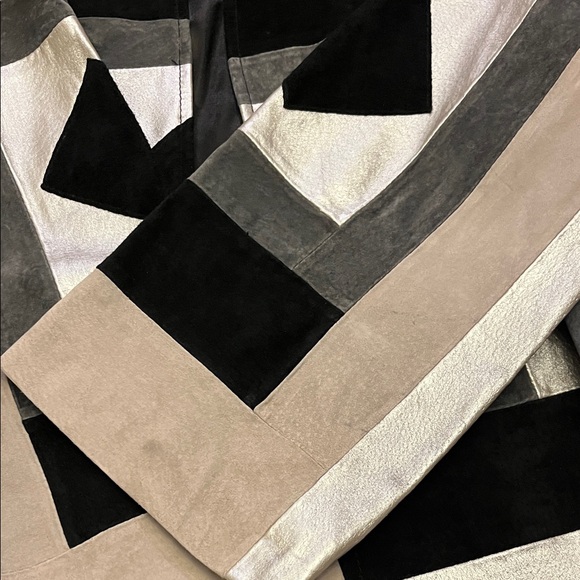 LEATHER Adrienne Landau Silver gray and Black  Geometric Blazer size M - Picture 15 of 16